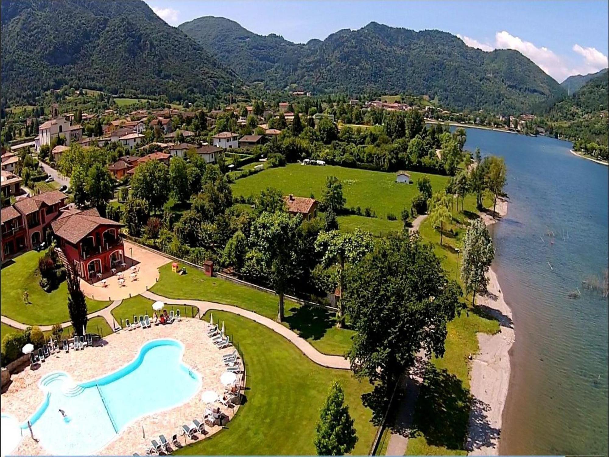 Spacious Apartment In Idro With Shared Pool Crone Kültér fotó