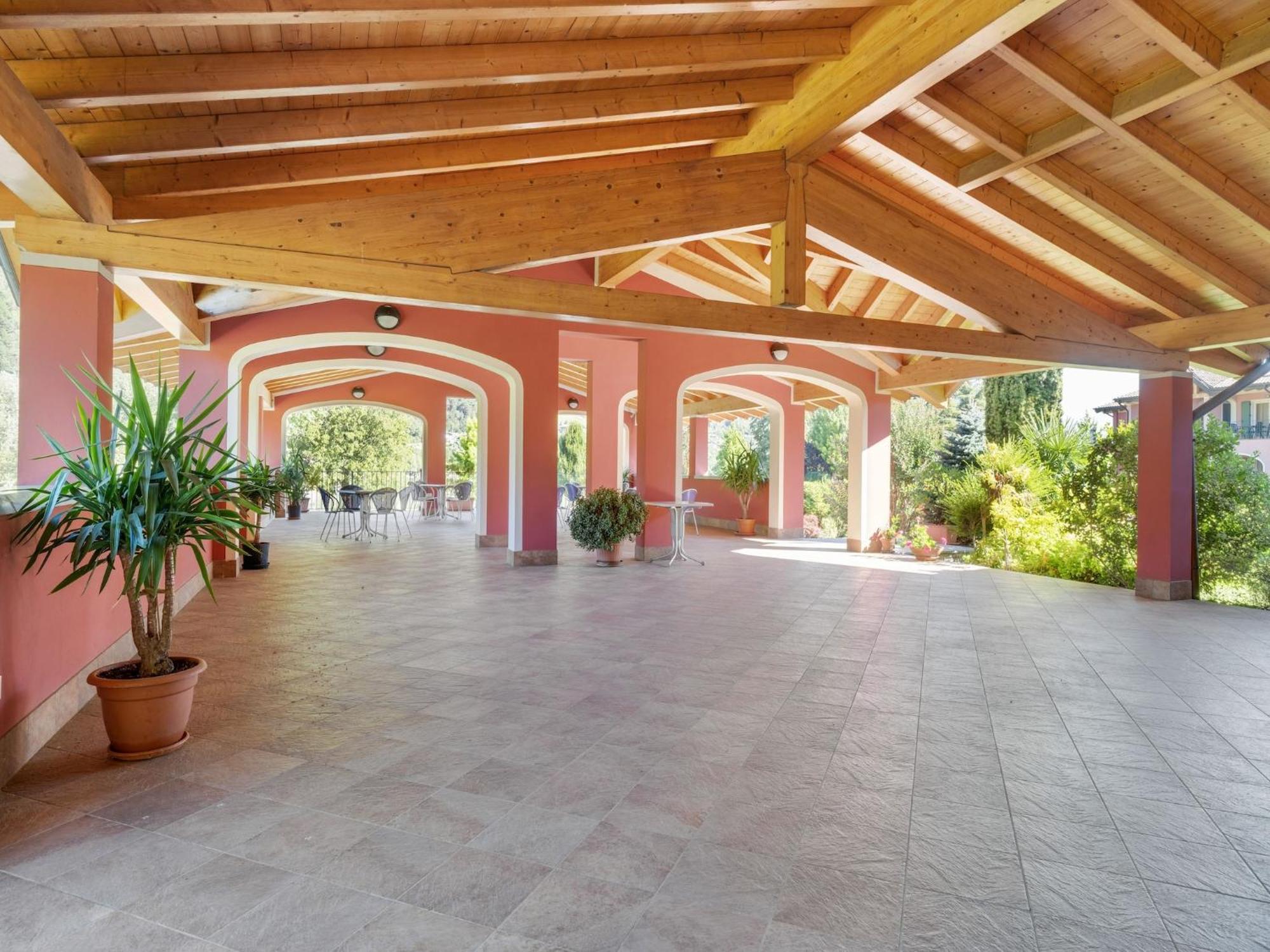 Spacious Apartment In Idro With Shared Pool Crone Kültér fotó