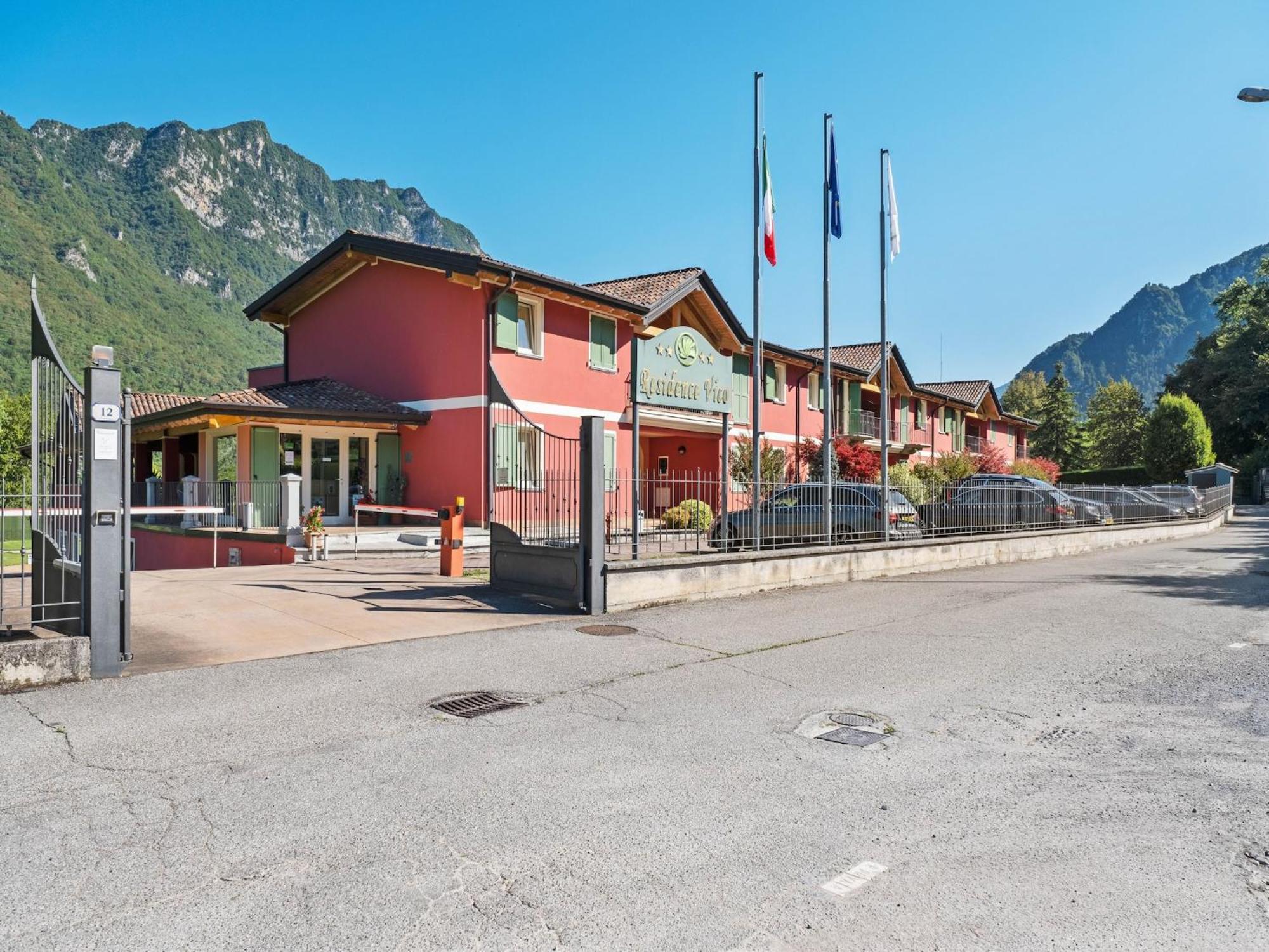 Spacious Apartment In Idro With Shared Pool Crone Kültér fotó